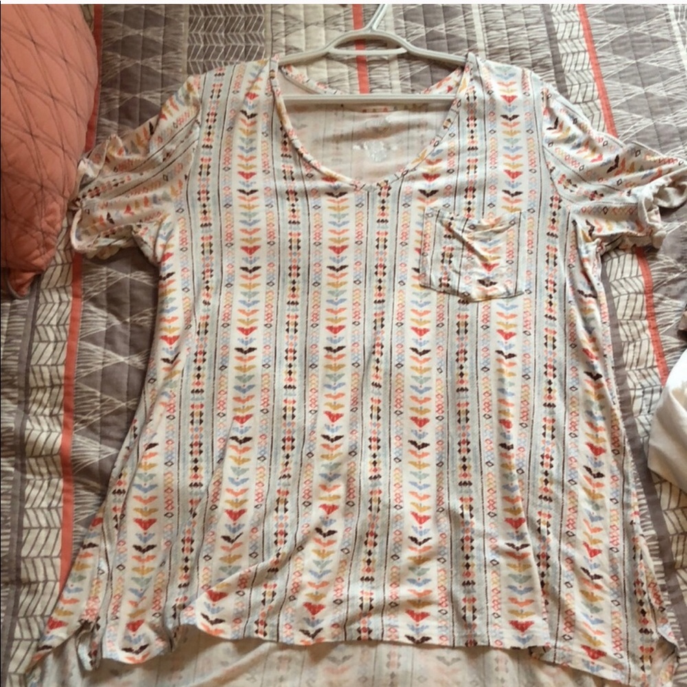 Maurice’s brand 24/7 tee